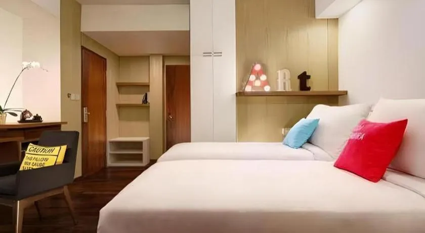 Bed in The Silk at Dago Boutique Hotel