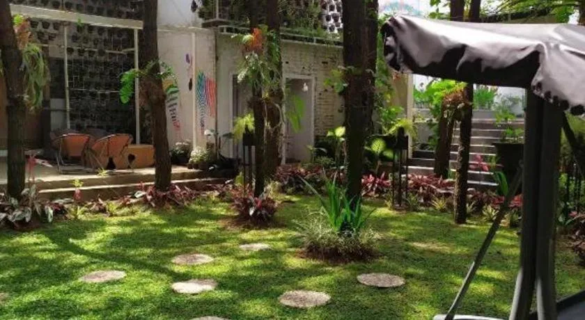 The Silk at Dago Boutique Hotel