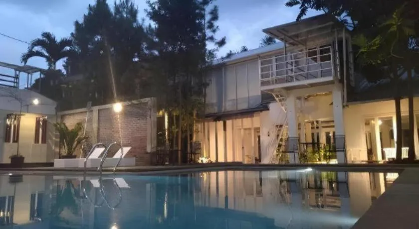 The Silk at Dago Boutique Hotel