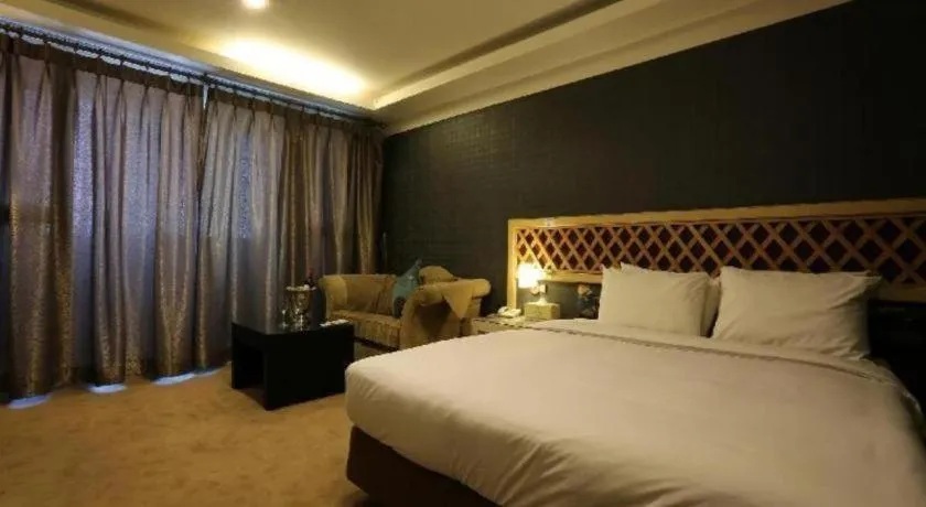 Bed in Metro Tourist Hotel Cheonan