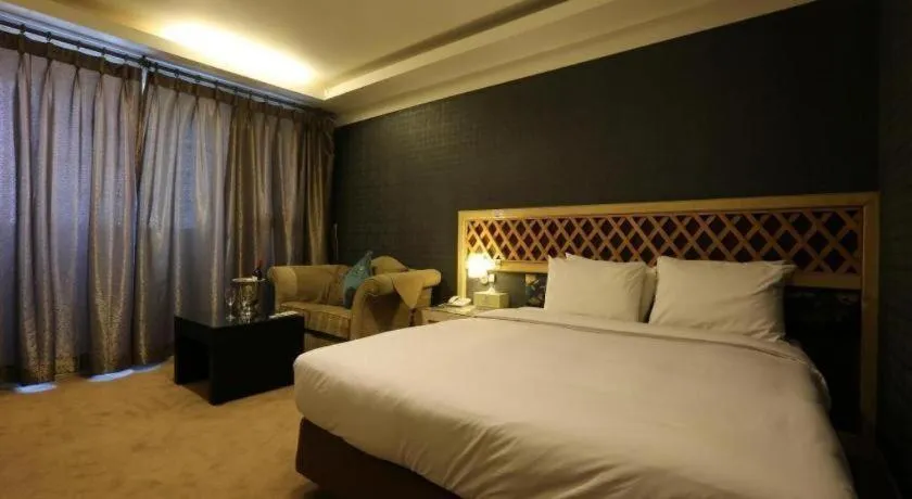 Bed in Metro Tourist Hotel Cheonan