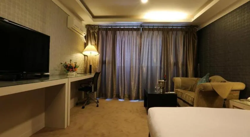 Bed in Metro Tourist Hotel Cheonan