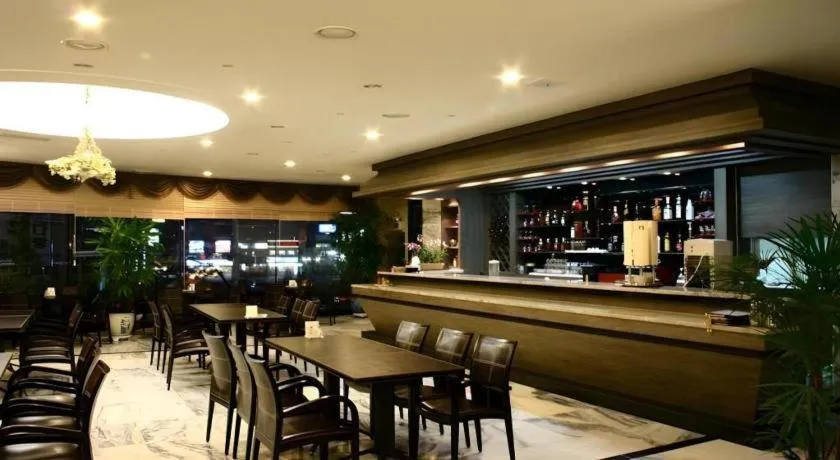 Metro Tourist Hotel Cheonan