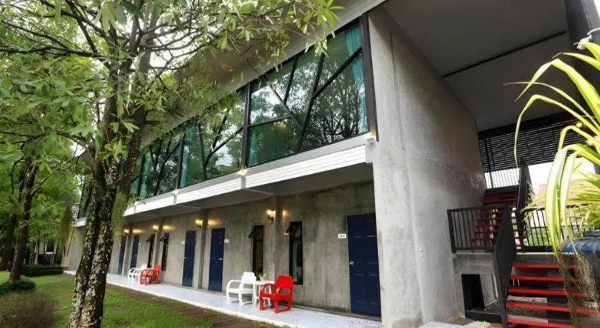 The Forest Home Resort