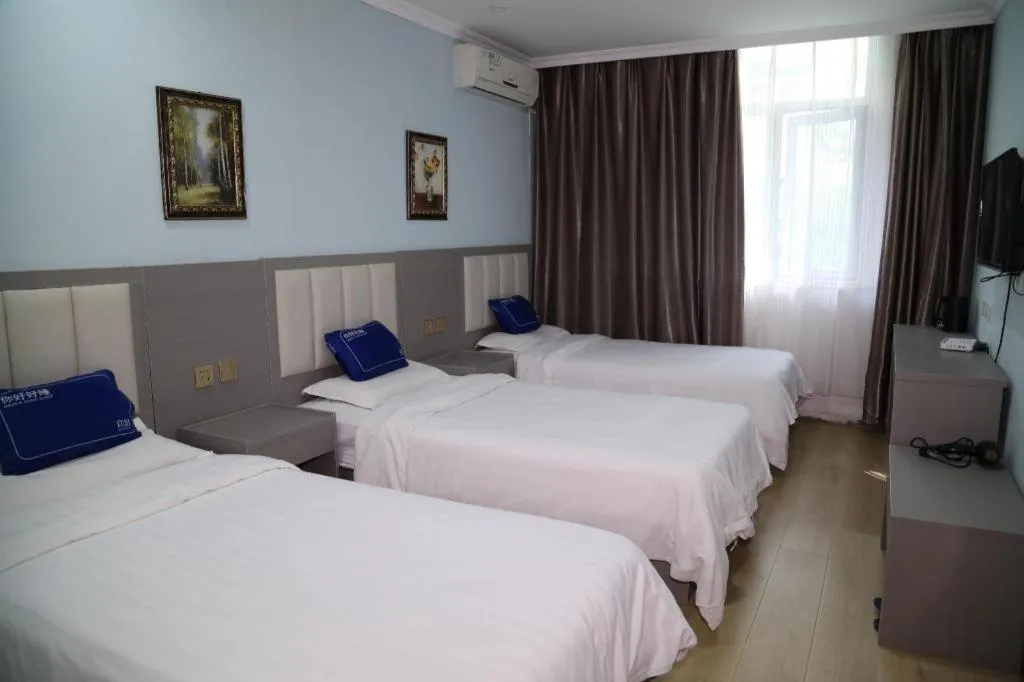 Bed in Xian Facebook Youth Hostel