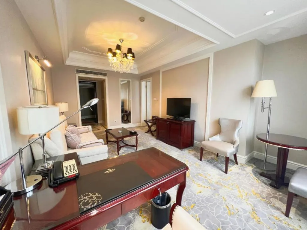 Yuncheng Jianguo Hotel