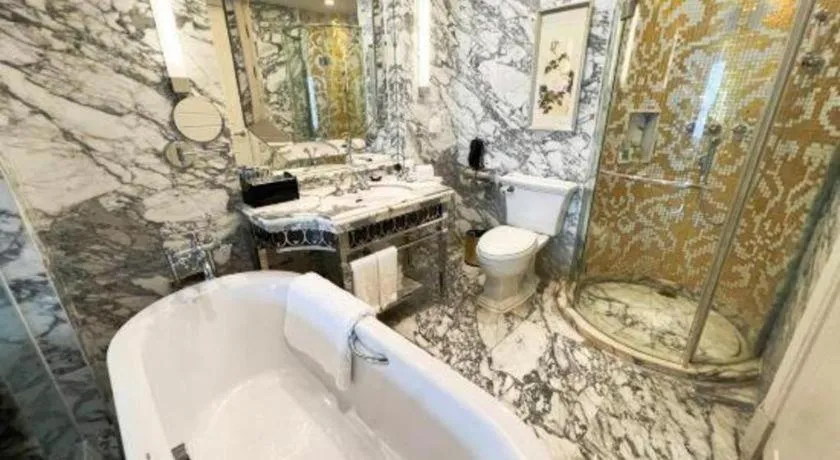 Yuncheng Jianguo Hotel