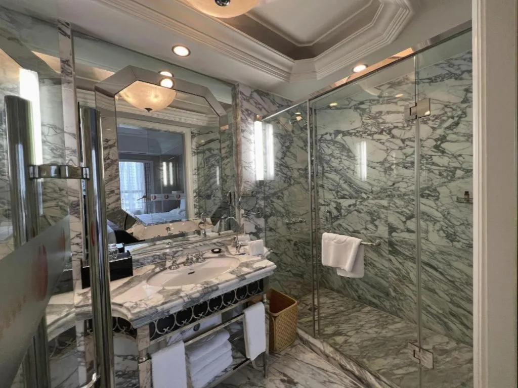 Yuncheng Jianguo Hotel