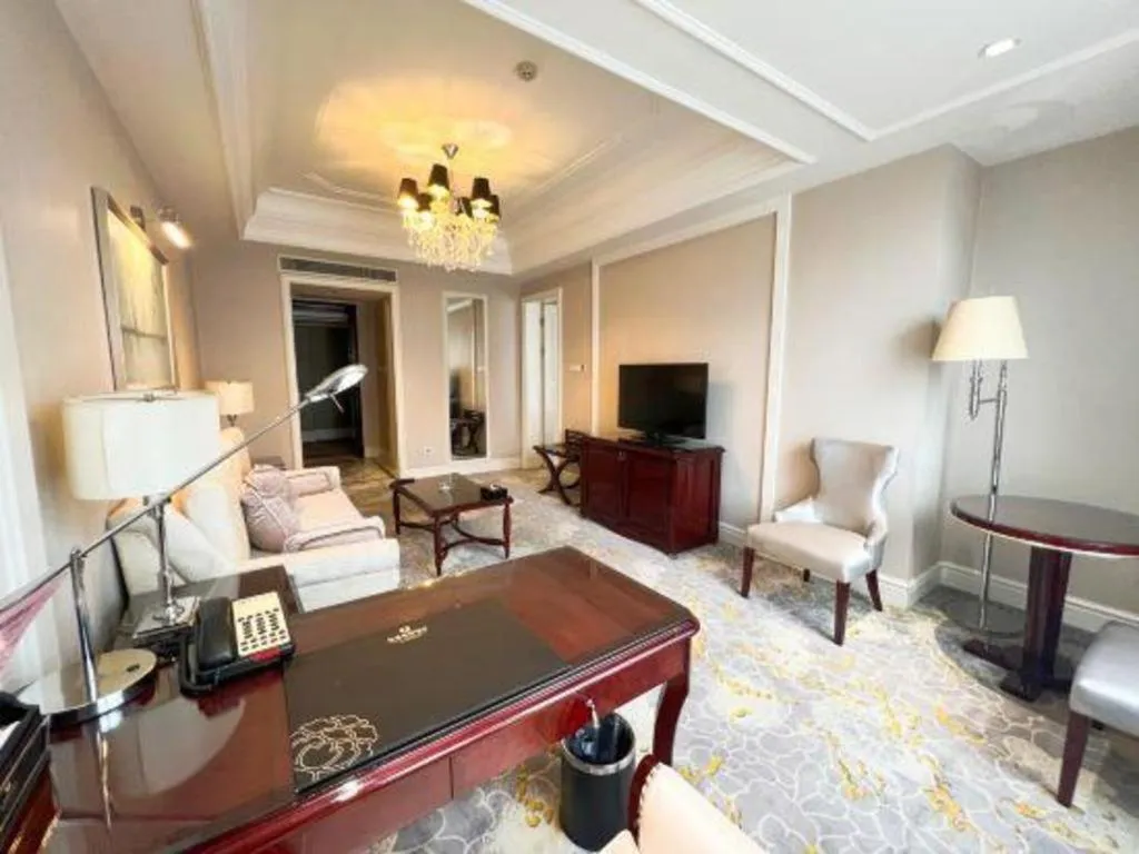 Yuncheng Jianguo Hotel