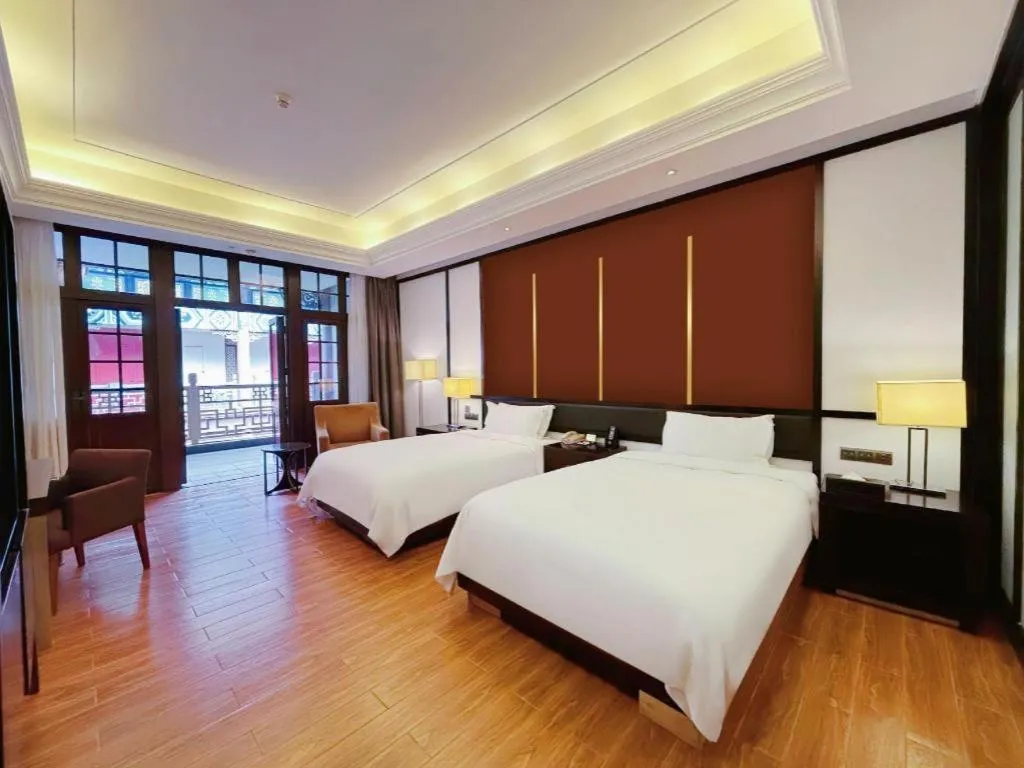 Bed in Eadry Royal Garden Hotel Haikou