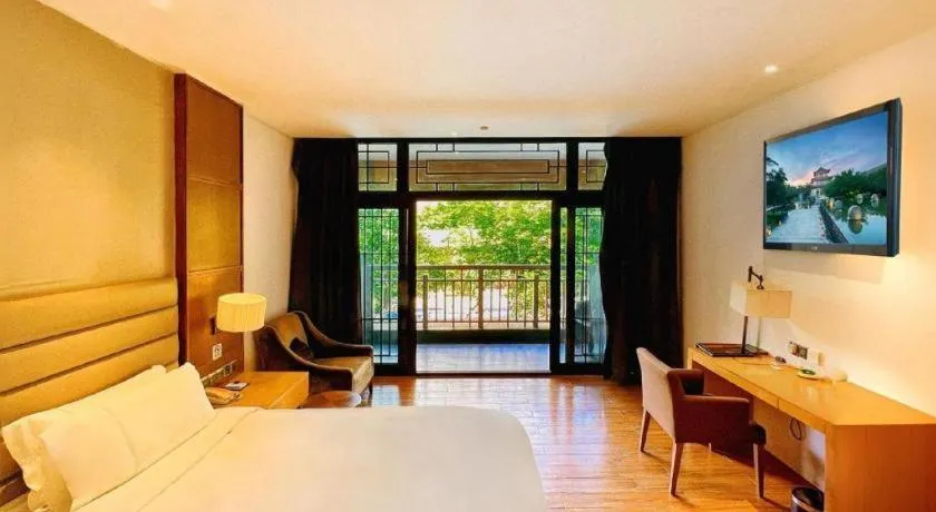 Bed in Eadry Royal Garden Hotel Haikou