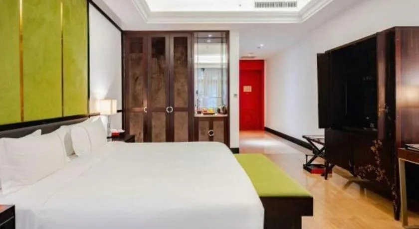 Bed in Eadry Royal Garden Hotel Haikou
