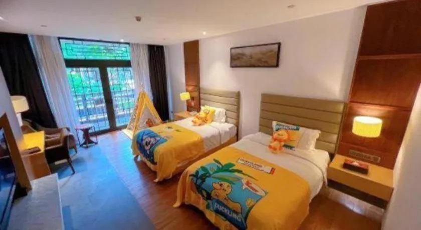 Bed in Eadry Royal Garden Hotel Haikou