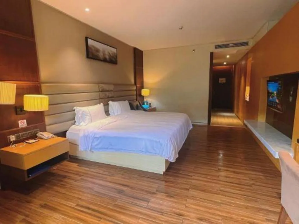 Bed in Eadry Royal Garden Hotel Haikou