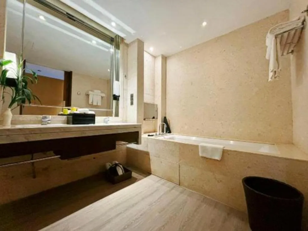 Eadry Royal Garden Hotel Haikou