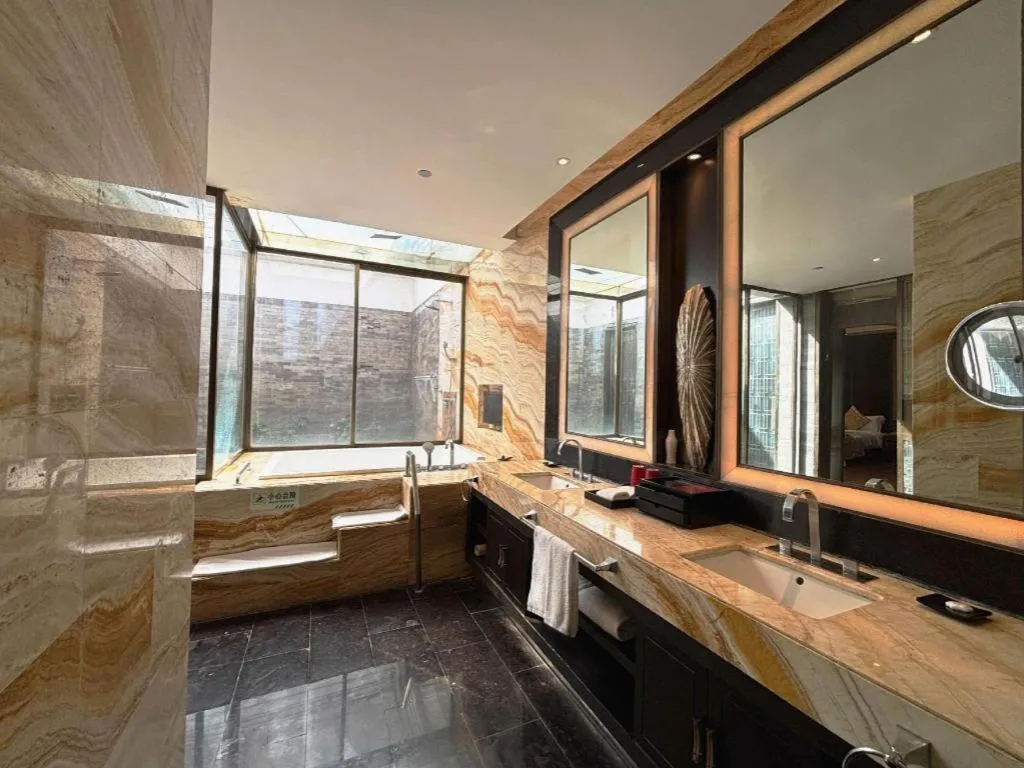 Eadry Royal Garden Hotel Haikou