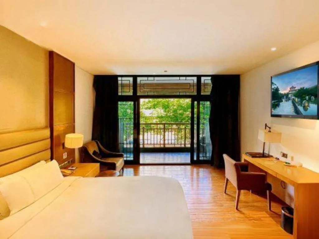 Bed in Eadry Royal Garden Hotel Haikou