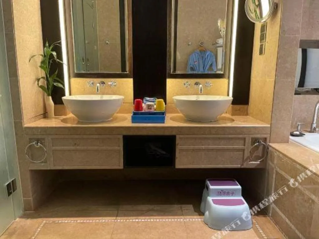 Eadry Royal Garden Hotel Haikou