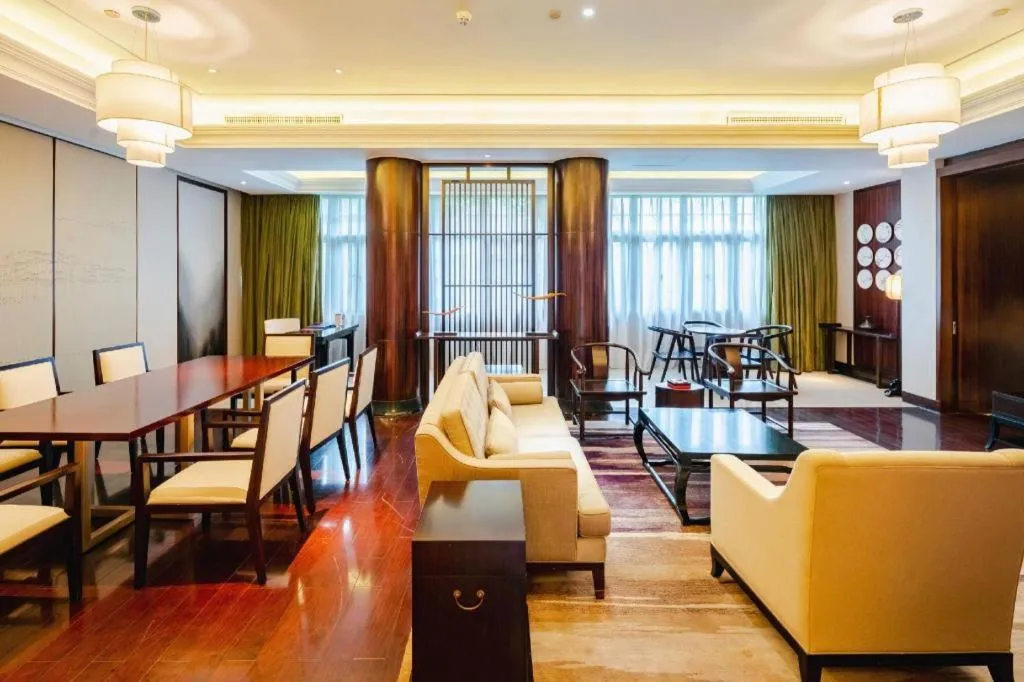 Eadry Royal Garden Hotel Haikou