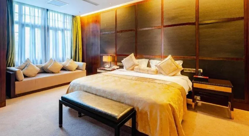 Bed in Eadry Royal Garden Hotel Haikou