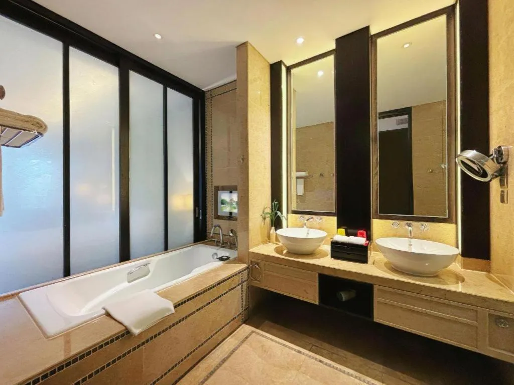 Bed in Eadry Royal Garden Hotel Haikou