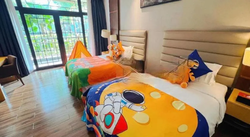 Bed in Eadry Royal Garden Hotel Haikou