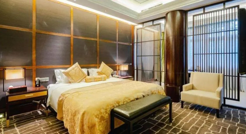 Bed in Eadry Royal Garden Hotel Haikou