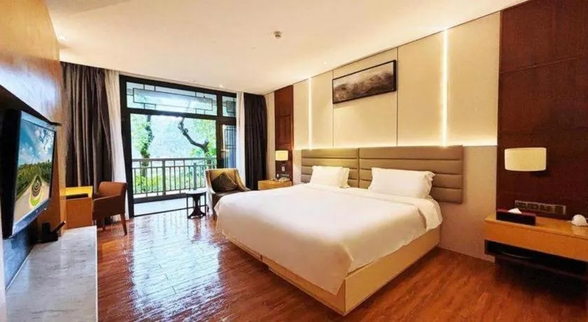 Bed in Eadry Royal Garden Hotel Haikou
