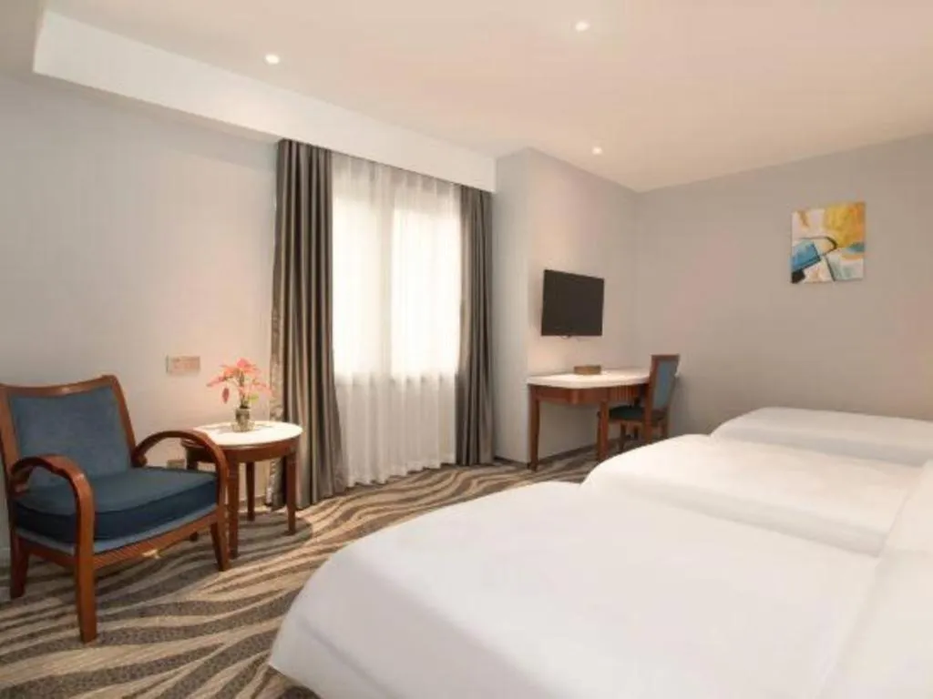 Bed in Friendship Hotel