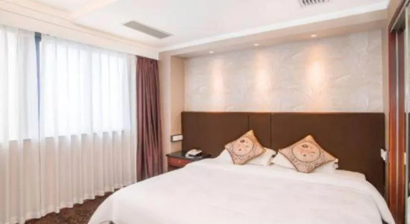 Bed in Friendship Hotel