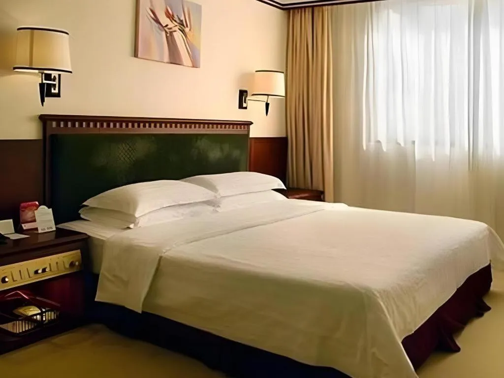 Bed in Friendship Hotel