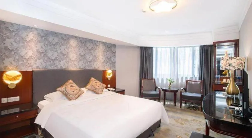 Bed in Friendship Hotel