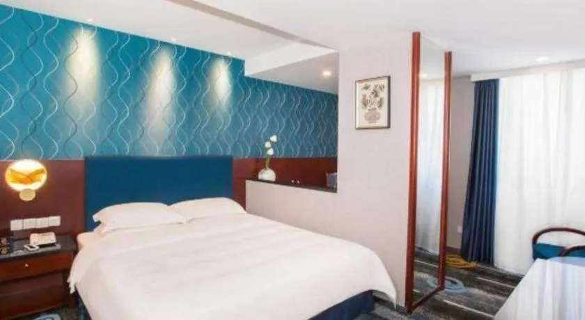 Bed in Friendship Hotel