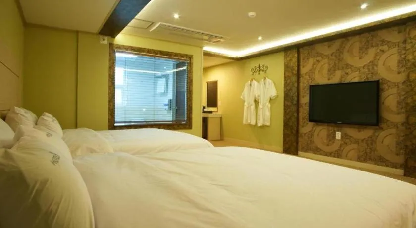 Bed in Hotel W Shinjeju