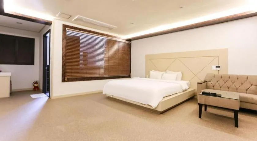 Bed in Hotel W Shinjeju