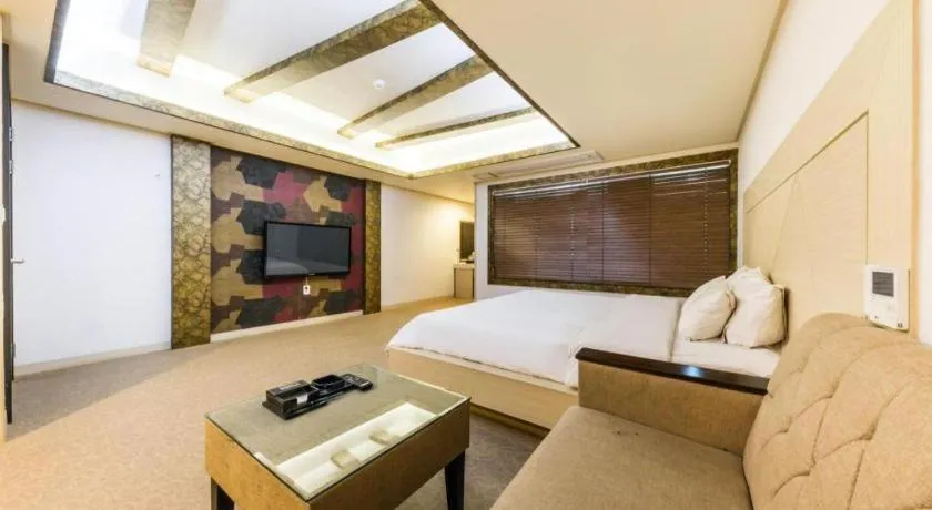 Bed in Hotel W Shinjeju