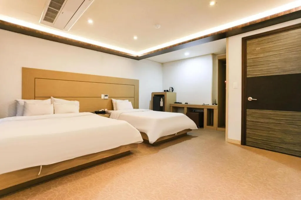 Bed in Hotel W Shinjeju