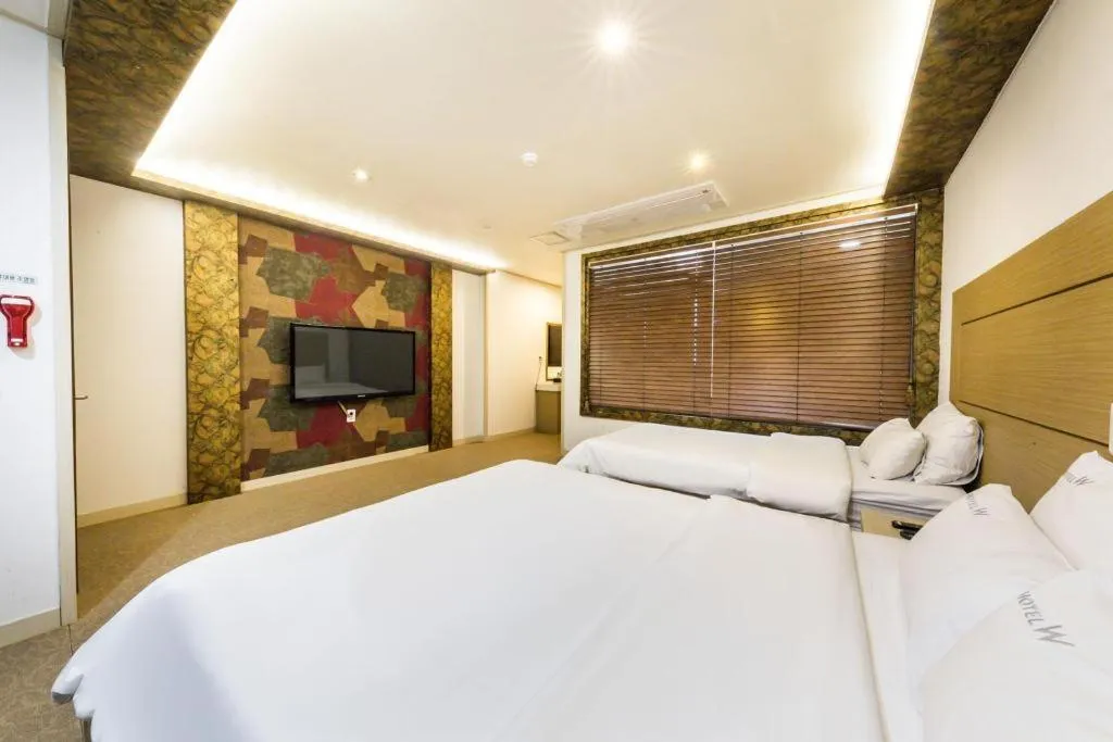 Bed in Hotel W Shinjeju