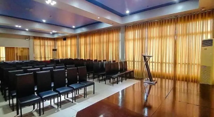 Capitol Central Hotel and Suites