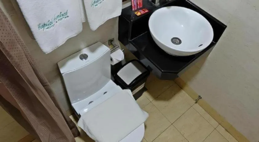 Capitol Central Hotel and Suites