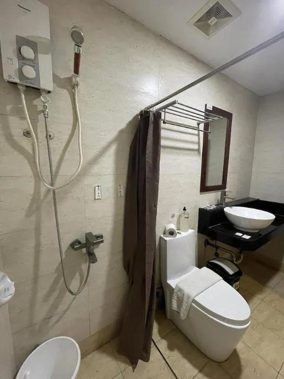 Capitol Central Hotel and Suites