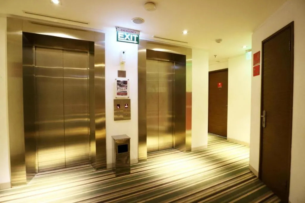 Redstar Hotel Jakarta