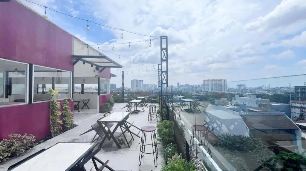 Redstar Hotel Jakarta