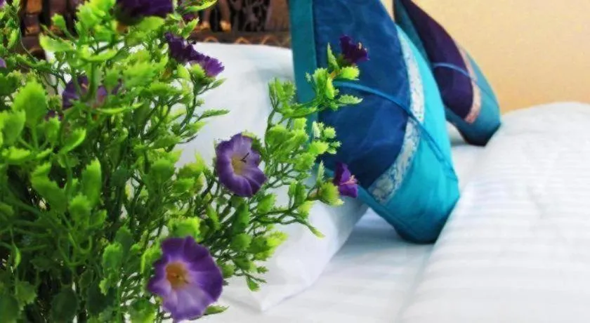 Bed in Baan Maesot Boutique Resort