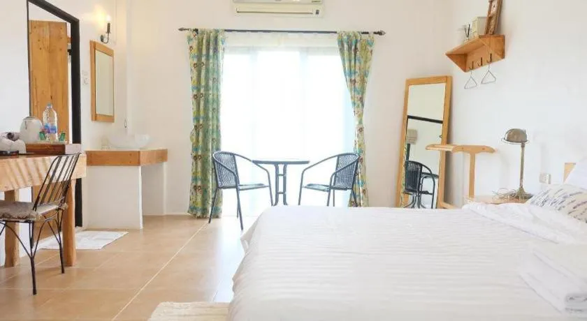 Bed in Villa Tuscany Country Resort