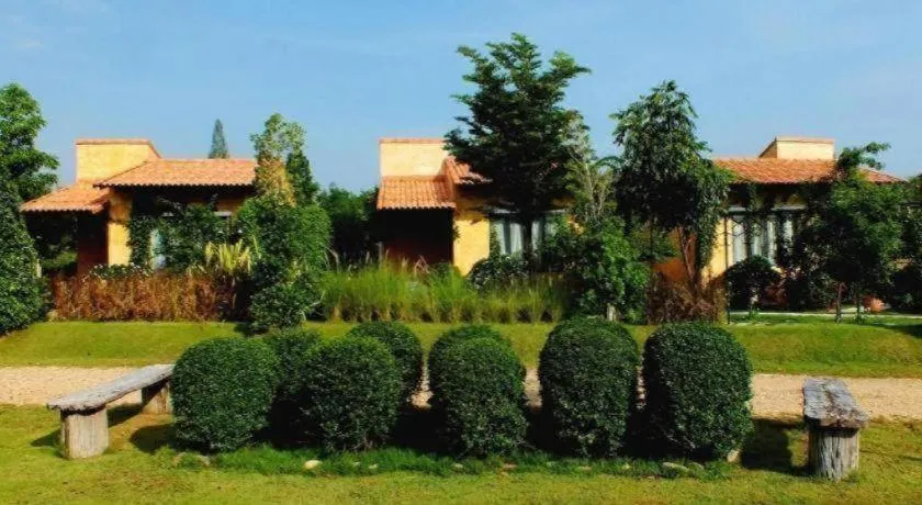 Villa Tuscany Country Resort