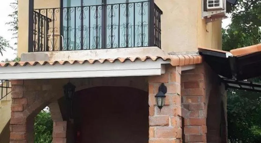 Villa Tuscany Country Resort