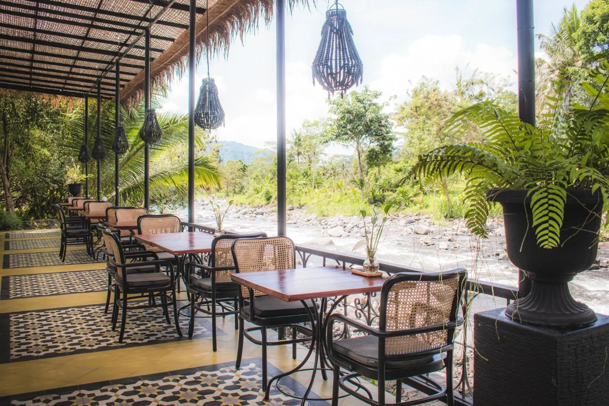 Restaurant/places to eat in Darmada Eco Resort