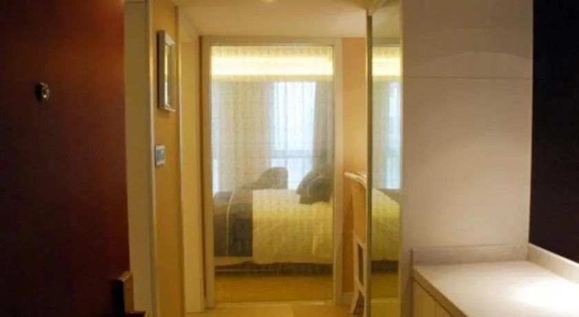 Bed in Xian Qujiang Yinzuo Hotel