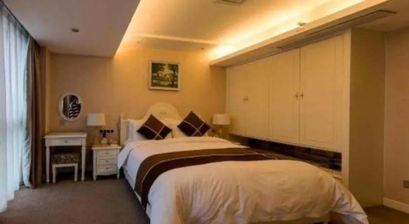 Bed in Xian Qujiang Yinzuo Hotel